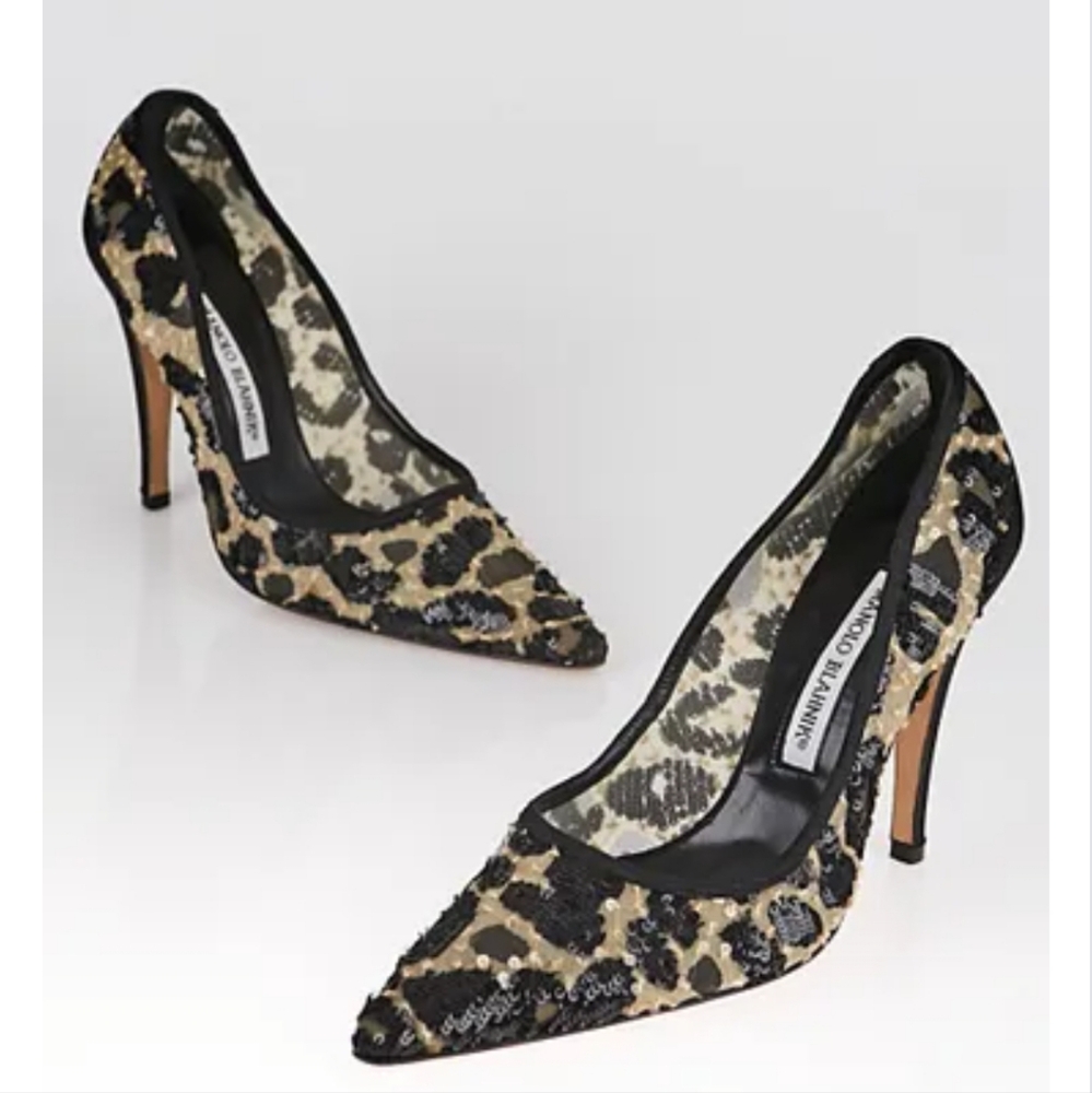 Manolo Blahnik Brown Black Heels with Pointed Toe